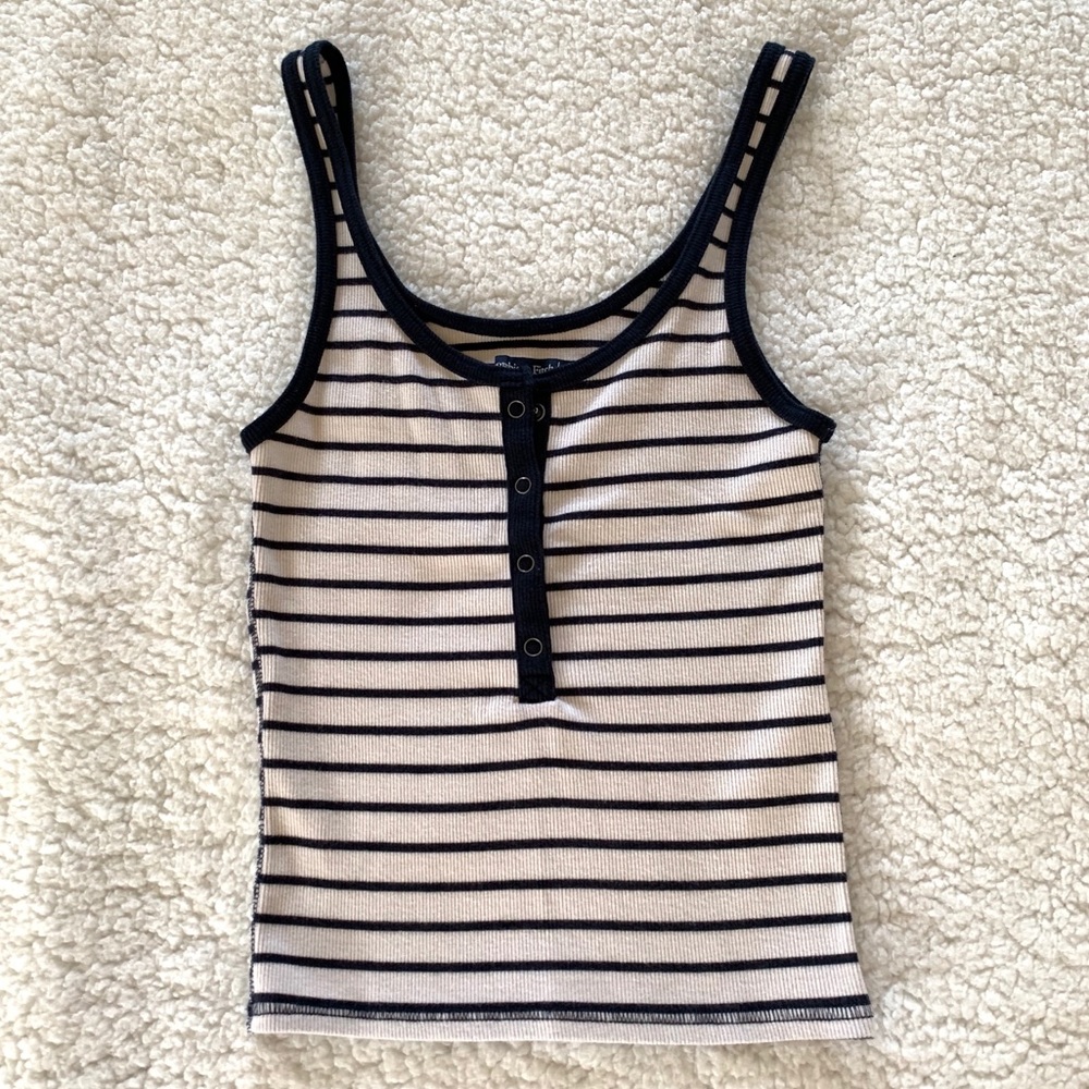 Abercrombie & Fitch Cropped Tank Top